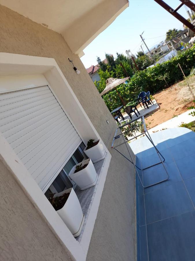 Rey Garden Villa Vlorë Exteriör bild