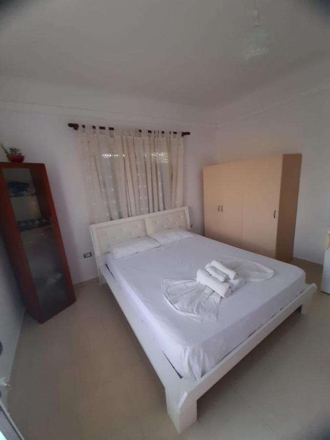 Rey Garden Villa Vlorë Exteriör bild