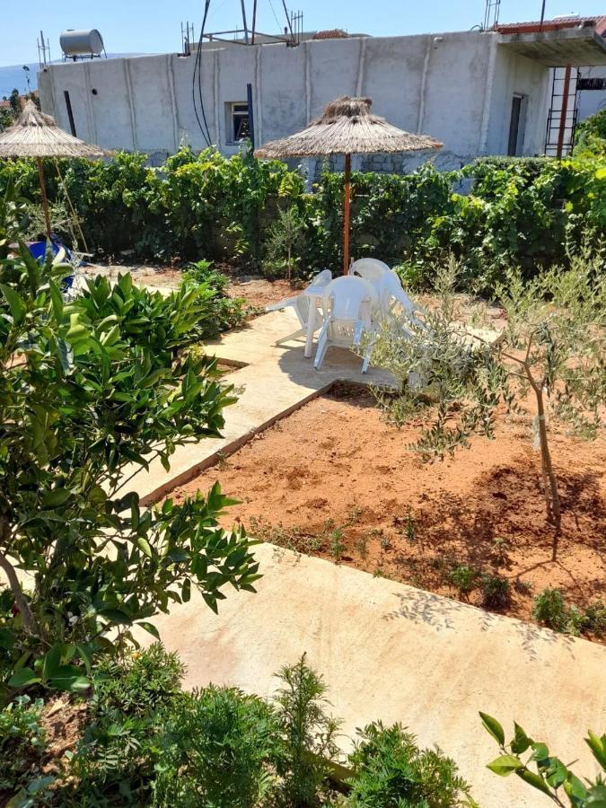 Rey Garden Villa Vlorë Exteriör bild